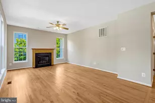 15540 Wigeon Way, Woodbridge, VA 22191 - Photo 9
