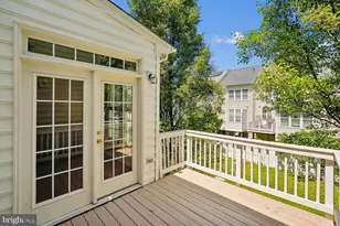 6898 Witton Cir, Gainesville, VA 20155 - Photo 49