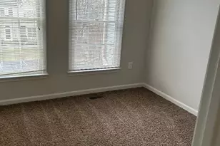 12434 Abbey Knoll Ct, Woodbridge, VA 22192 - Photo 11
