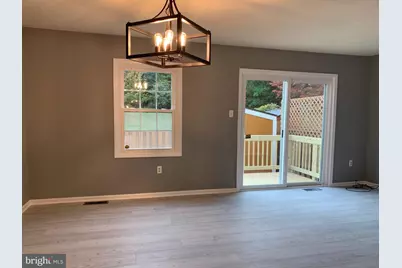 8262 Vernon Street, Manassas, VA 20109 - Photo 5