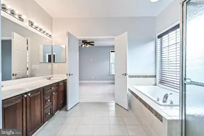 6916 Birkenhead Place, Gainesville, VA 20155 - Photo 35