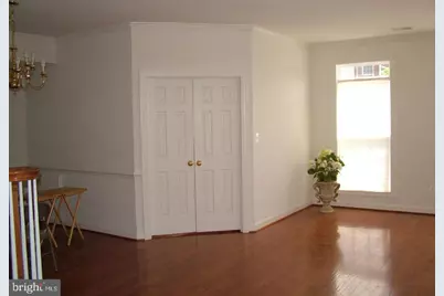 5074 Anchorstone Drive, Woodbridge, VA 22192 - Photo 9