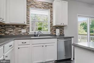 13596 Dodsworth Dr, Bristow, VA 20136 - Photo 11