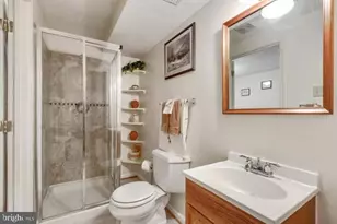 16607 Accolon Ct (Basement Only), Dumfries, VA 22025 - Photo 3