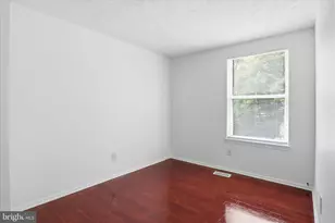 4749 Hersand Ct, Woodbridge, VA 22193 - Photo 15