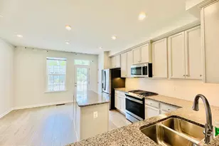18374 Reaper Hl Ct, Triangle, VA 22172 - Photo 11