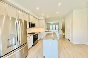 18374 Reaper Hl Ct, Triangle, VA 22172 - Photo 5