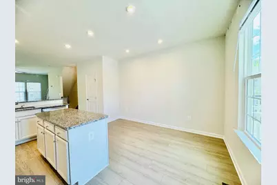 18374 Reaper Hill Court, Triangle, VA 22172 - Photo 7