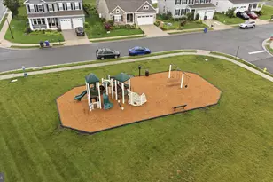 8761 Elsing Green Dr, Manassas, VA 20112 - Photo 47
