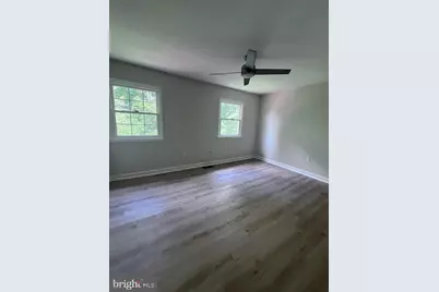 14829 Emberdale Drive, Woodbridge, VA 22193 - Photo 19