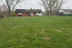 13209 Thornton Dr, Gainesville, VA 20155 - Photo 3