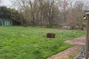 13209 Thornton Dr, Gainesville, VA 20155 - Photo 17
