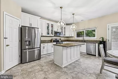 17717 Wayside Drive, Dumfries, VA 22026 - Photo 15