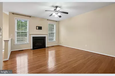 5601 Swift Creek Court, Haymarket, VA 20169 - Photo 11