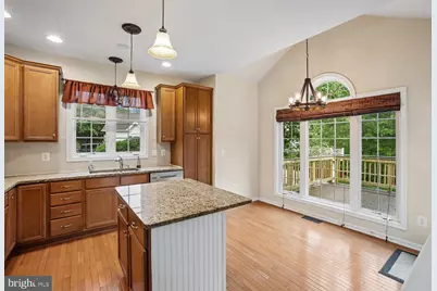 5601 Swift Creek Court, Haymarket, VA 20169 - Photo 15