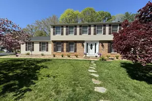 15418 Skyline Dr, Dumfries, VA 22025 - Photo 1