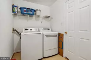 8737 Hackney Dr, Bristow, VA 20136 - Photo 15