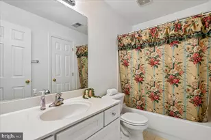 8737 Hackney Dr, Bristow, VA 20136 - Photo 23