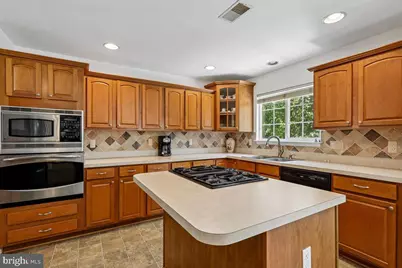 8737 Hackney Drive, Bristow, VA 20136 - Photo 7