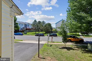8737 Hackney Dr, Bristow, VA 20136 - Photo 29