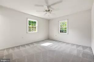 11858 Mohican Rd, Woodbridge, VA 22192 - Photo 13