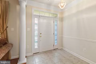 745 Collington Ct, Woodbridge, VA 22191 - Photo 9