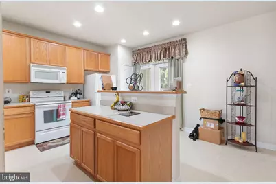 745 Collington Court, Woodbridge, VA 22191 - Photo 25