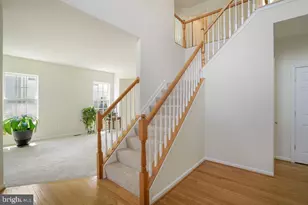 12113 Sierra Sunset Ln, Gainesville, VA 20155 - Photo 3