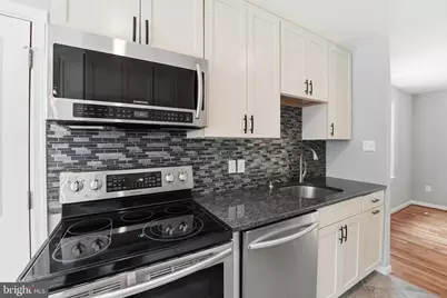 7410 Roxbury Avenue, Manassas, VA 20109 - Photo 3