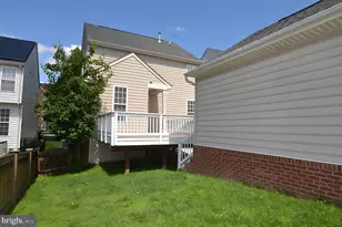 16291 Catenary Dr, Woodbridge, VA 22191 - Photo 3