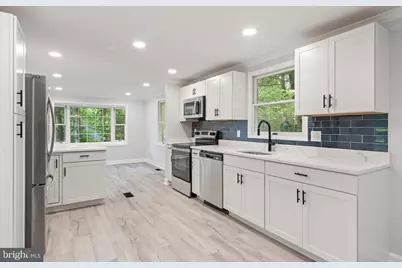 8260 Erika Drive, Manassas, VA 20112 - Photo 9