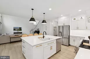 13831 Barrymore Ct, Gainesville, VA 20155 - Photo 15
