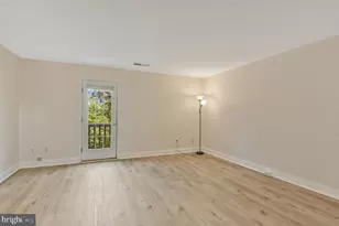 8872 Stable Forest Pl, Bristow, VA 20136 - Photo 17