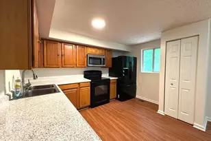 3654 Wharf Ln, Triangle, VA 22172 - Photo 3