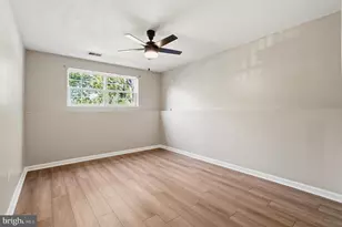 8699 Farnham Way, Bristow, VA 20136 - Photo 21