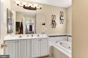 15012 Danehurst Cir, Gainesville, VA 20155 - Photo 13