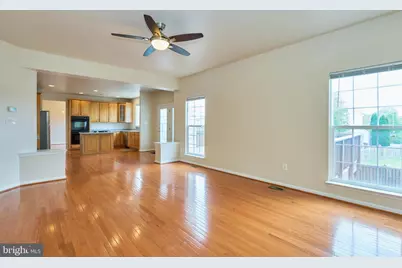 8553 Daltons Grove Way, Bristow, VA 20136 - Photo 9