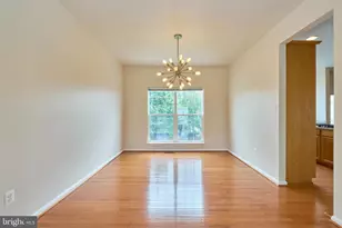 8553 Daltons Grove Way, Bristow, VA 20136 - Photo 11