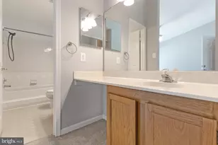 11557 Hill Meade Ln, Woodbridge, VA 22192 - Photo 29