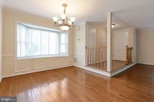 11557 Hill Meade Ln, Woodbridge, VA 22192 - Photo 5