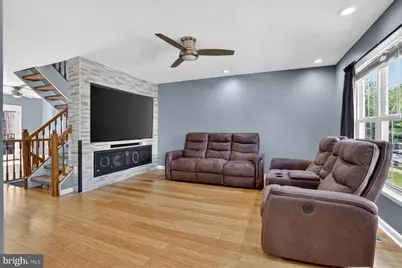 12887 Hunterbrook Drive, Woodbridge, VA 22192 - Photo 3
