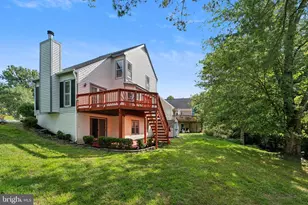 12196 Dapple Gray Ct, Woodbridge, VA 22192 - Photo 3