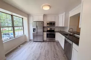 8641 Centerton Ln, Manassas, VA 20111 - Photo 7