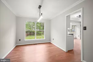 8229 Sunset Dr, Manassas, VA 20110 - Photo 11