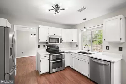 8229 Sunset Drive, Manassas, VA 20110 - Photo 17