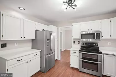 8229 Sunset Drive, Manassas, VA 20110 - Photo 15