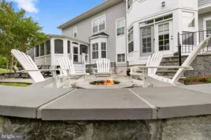 8328 Pine Knott Ct, Gainesville, VA 20155 - Photo 21