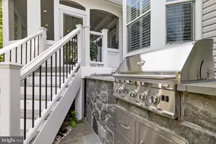 8328 Pine Knott Ct, Gainesville, VA 20155 - Photo 23