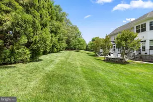 8328 Pine Knott Ct, Gainesville, VA 20155 - Photo 27