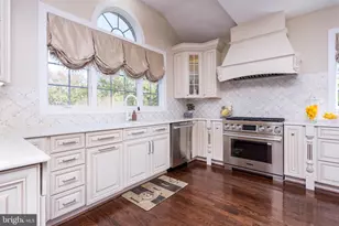 15214 Golf View Dr, Haymarket, VA 20169 - Photo 21